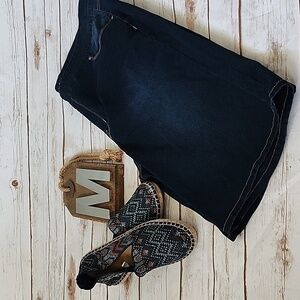 Makers of True Originals Midnight Blasted Pull On Bermuda Jean Shorts